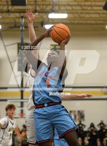 Thumbnail 1 in Oakland @ Mount Juliet photogallery.