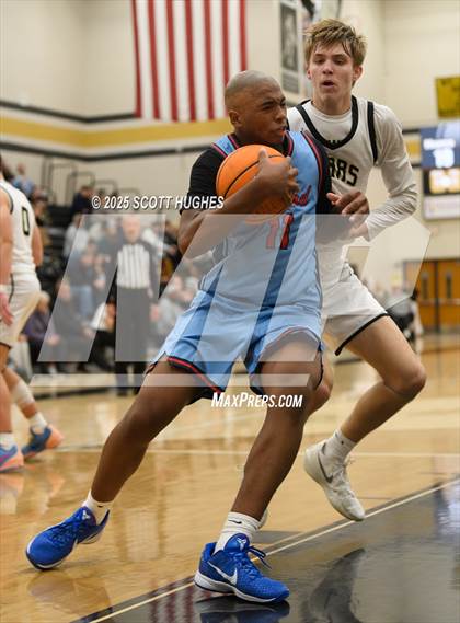 Thumbnail 3 in Oakland @ Mount Juliet photogallery.