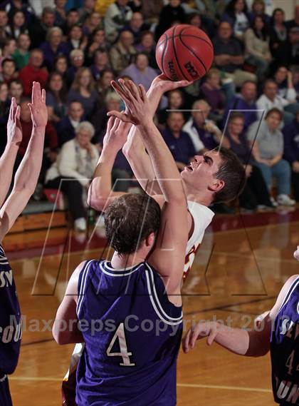 Thumbnail 2 in Sevier County vs. Science Hill (R1AAA Region Final) photogallery.