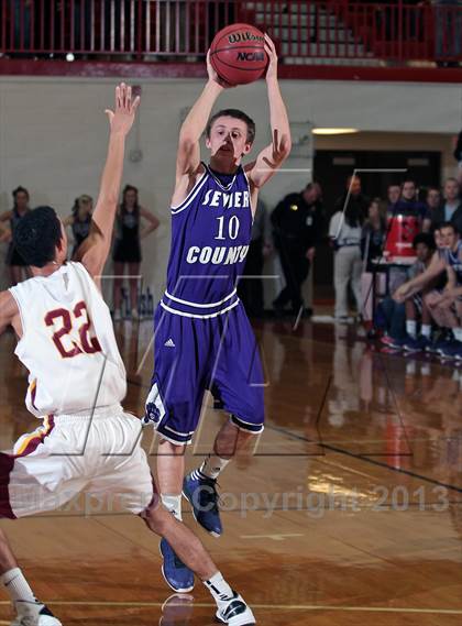 Thumbnail 2 in Sevier County vs. Science Hill (R1AAA Region Final) photogallery.