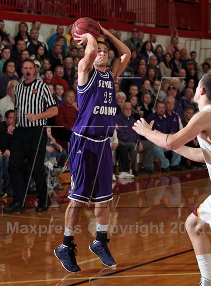 Thumbnail 1 in Sevier County vs. Science Hill (R1AAA Region Final) photogallery.