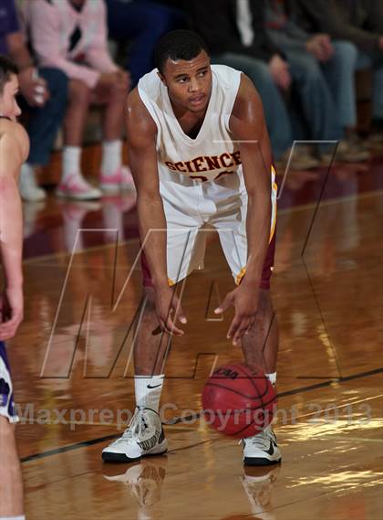 Thumbnail 1 in Sevier County vs. Science Hill (R1AAA Region Final) photogallery.