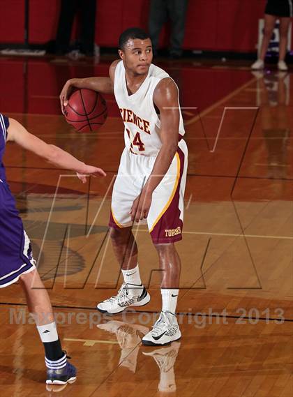 Thumbnail 2 in Sevier County vs. Science Hill (R1AAA Region Final) photogallery.