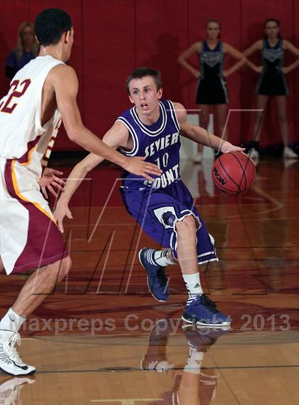 Thumbnail 2 in Sevier County vs. Science Hill (R1AAA Region Final) photogallery.