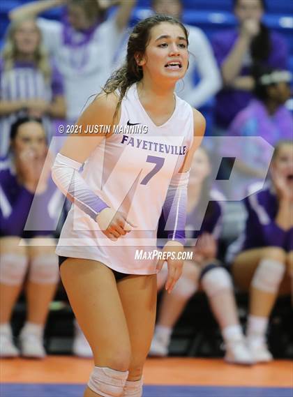 Thumbnail 2 in Fayetteville vs. Har-Ber (AAA 6A Final) photogallery.