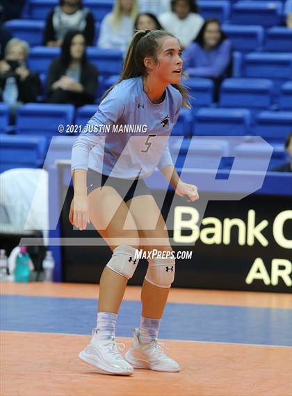 Thumbnail 3 in Fayetteville vs. Har-Ber (AAA 6A Final) photogallery.