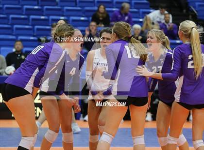 Thumbnail 3 in Fayetteville vs. Har-Ber (AAA 6A Final) photogallery.