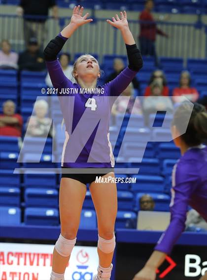 Thumbnail 3 in Fayetteville vs. Har-Ber (AAA 6A Final) photogallery.