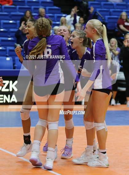 Thumbnail 3 in Fayetteville vs. Har-Ber (AAA 6A Final) photogallery.