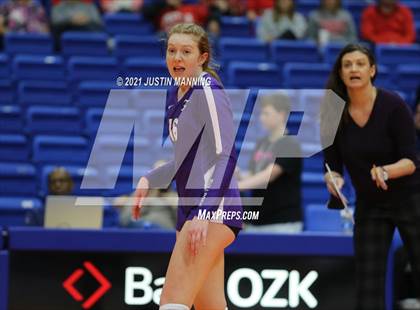 Thumbnail 2 in Fayetteville vs. Har-Ber (AAA 6A Final) photogallery.