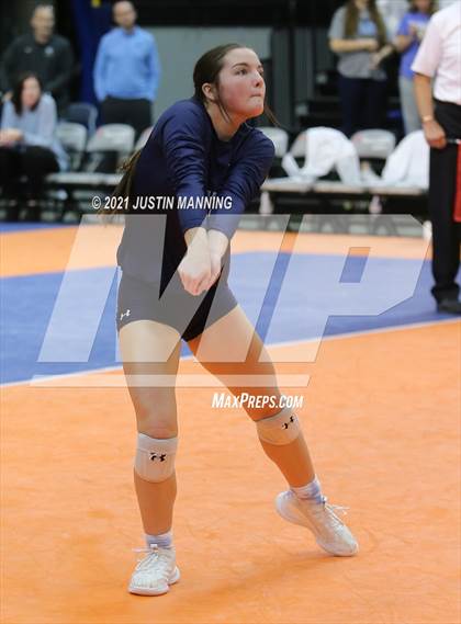 Thumbnail 2 in Fayetteville vs. Har-Ber (AAA 6A Final) photogallery.