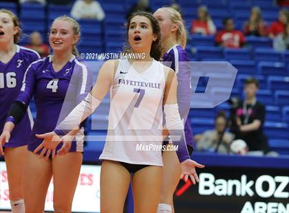 Thumbnail 1 in Fayetteville vs. Har-Ber (AAA 6A Final) photogallery.