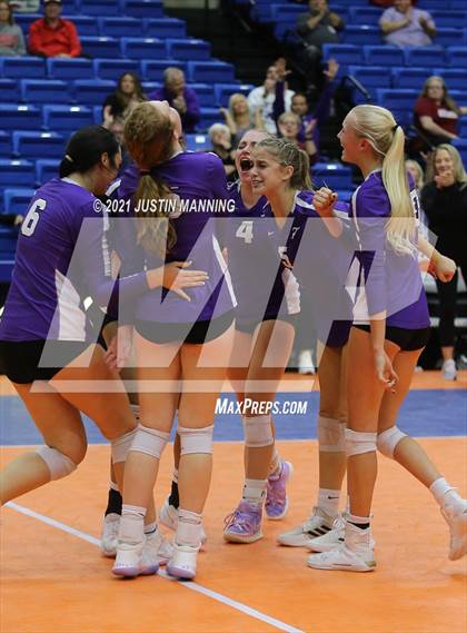 Thumbnail 2 in Fayetteville vs. Har-Ber (AAA 6A Final) photogallery.