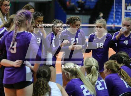 Thumbnail 2 in Fayetteville vs. Har-Ber (AAA 6A Final) photogallery.