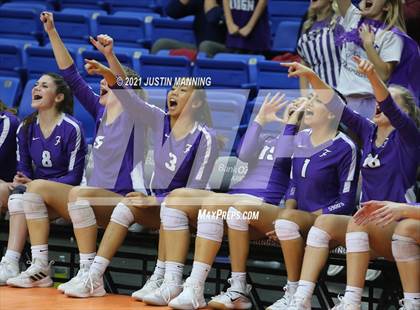 Thumbnail 3 in Fayetteville vs. Har-Ber (AAA 6A Final) photogallery.