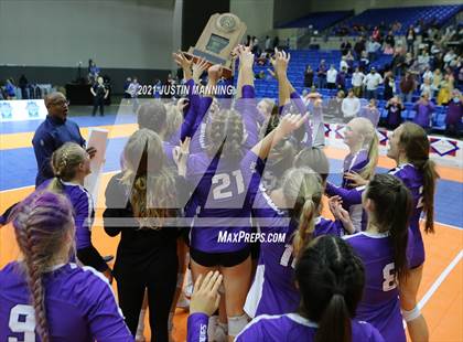 Thumbnail 1 in Fayetteville vs. Har-Ber (AAA 6A Final) photogallery.