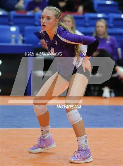 Thumbnail 2 in Fayetteville vs. Har-Ber (AAA 6A Final) photogallery.
