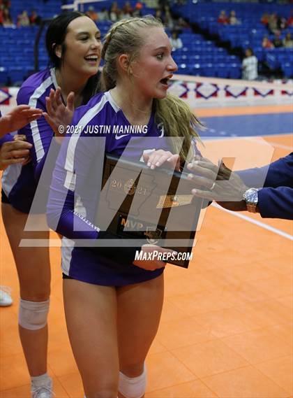 Thumbnail 1 in Fayetteville vs. Har-Ber (AAA 6A Final) photogallery.