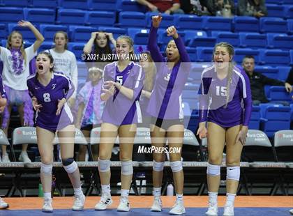 Thumbnail 2 in Fayetteville vs. Har-Ber (AAA 6A Final) photogallery.