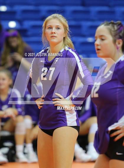 Thumbnail 3 in Fayetteville vs. Har-Ber (AAA 6A Final) photogallery.