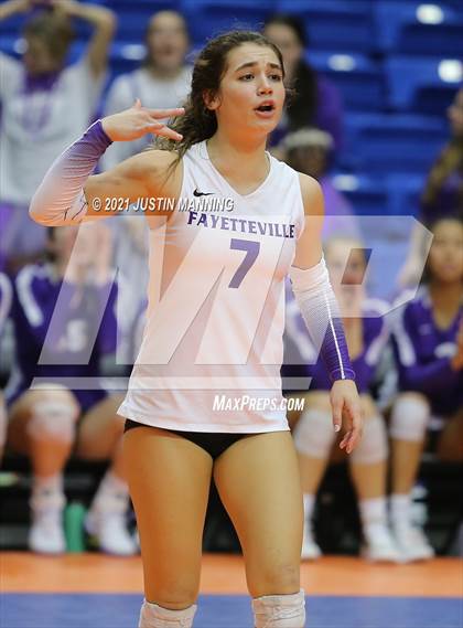 Thumbnail 3 in Fayetteville vs. Har-Ber (AAA 6A Final) photogallery.