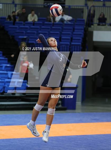 Thumbnail 2 in Fayetteville vs. Har-Ber (AAA 6A Final) photogallery.