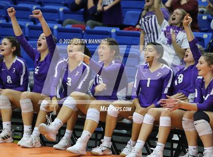 Thumbnail 3 in Fayetteville vs. Har-Ber (AAA 6A Final) photogallery.