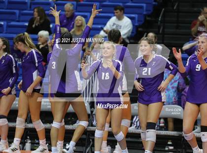 Thumbnail 2 in Fayetteville vs. Har-Ber (AAA 6A Final) photogallery.
