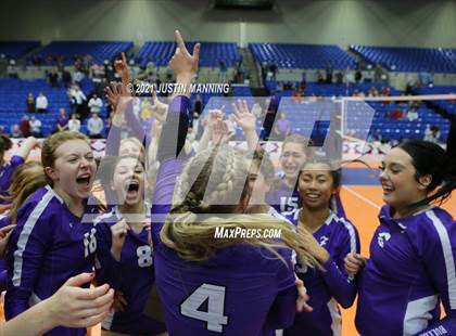 Thumbnail 3 in Fayetteville vs. Har-Ber (AAA 6A Final) photogallery.
