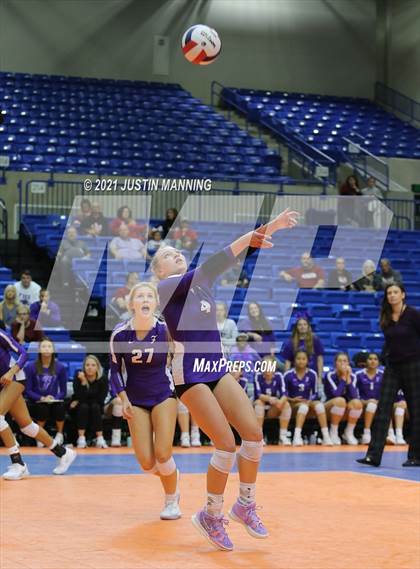 Thumbnail 3 in Fayetteville vs. Har-Ber (AAA 6A Final) photogallery.