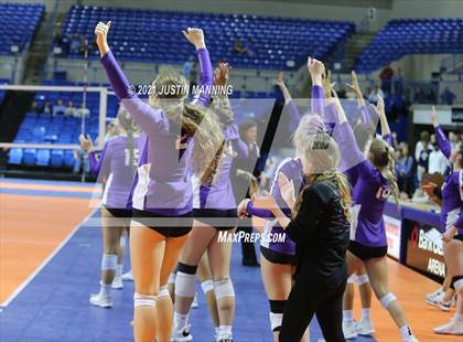 Thumbnail 2 in Fayetteville vs. Har-Ber (AAA 6A Final) photogallery.