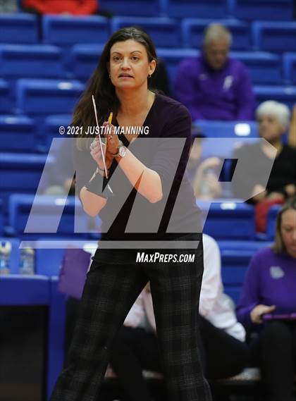 Thumbnail 3 in Fayetteville vs. Har-Ber (AAA 6A Final) photogallery.