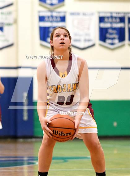 Thumbnail 3 in Pahrump Valley vs Sierra Vista (Gator Winter Classic) photogallery.