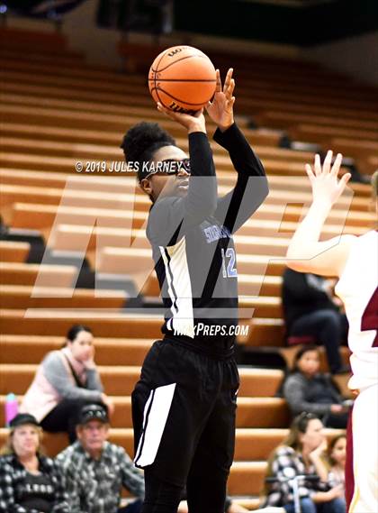 Thumbnail 2 in Pahrump Valley vs Sierra Vista (Gator Winter Classic) photogallery.