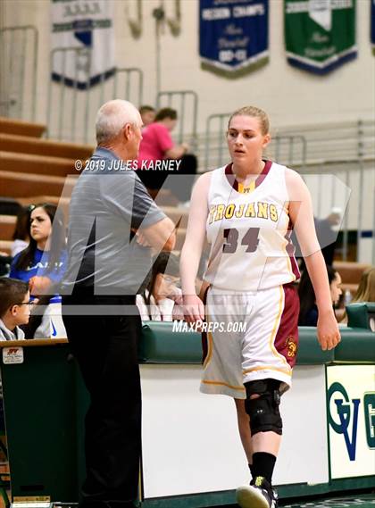 Thumbnail 2 in Pahrump Valley vs Sierra Vista (Gator Winter Classic) photogallery.