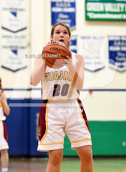 Thumbnail 2 in Pahrump Valley vs Sierra Vista (Gator Winter Classic) photogallery.