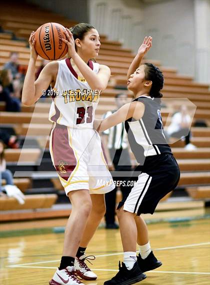 Thumbnail 2 in Pahrump Valley vs Sierra Vista (Gator Winter Classic) photogallery.