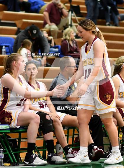 Thumbnail 2 in Pahrump Valley vs Sierra Vista (Gator Winter Classic) photogallery.