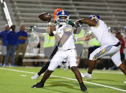 Thumbnail 3 in Corsicana @ Poteet photogallery.