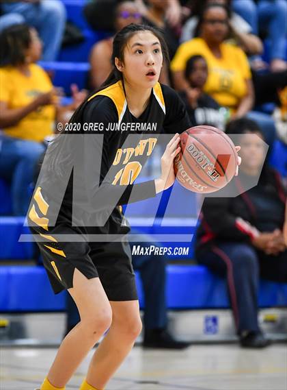 Thumbnail 3 in Bishop O'Dowd @ Salesian College Preparatory (CIF D1 NorCal State Final) photogallery.