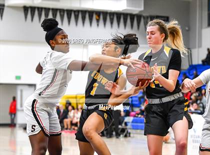 Thumbnail 2 in Bishop O'Dowd @ Salesian College Preparatory (CIF D1 NorCal State Final) photogallery.