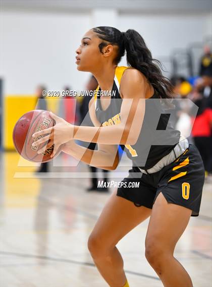 Thumbnail 2 in Bishop O'Dowd @ Salesian College Preparatory (CIF D1 NorCal State Final) photogallery.