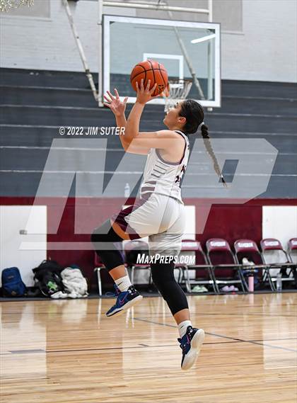 Thumbnail 3 in Lutheran vs Travis (Cameron Chamber Christmas Classic) photogallery.