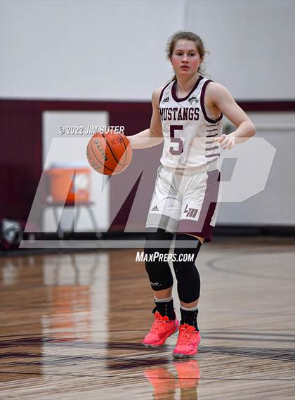 Thumbnail 1 in Lutheran vs Travis (Cameron Chamber Christmas Classic) photogallery.