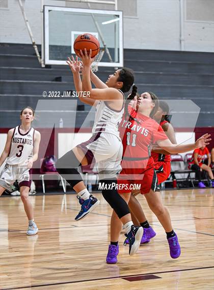 Thumbnail 1 in Lutheran vs Travis (Cameron Chamber Christmas Classic) photogallery.