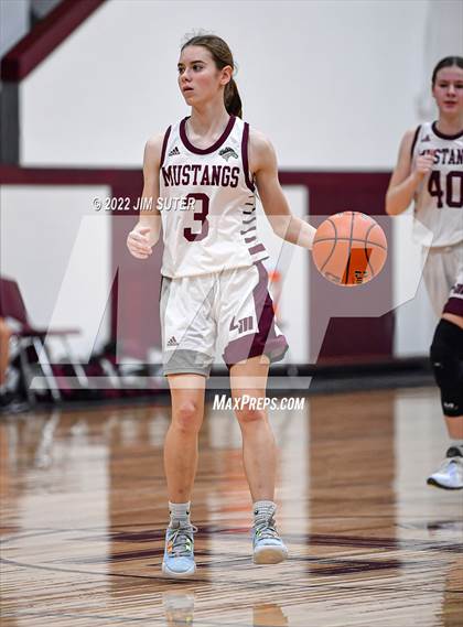 Thumbnail 2 in Lutheran vs Travis (Cameron Chamber Christmas Classic) photogallery.