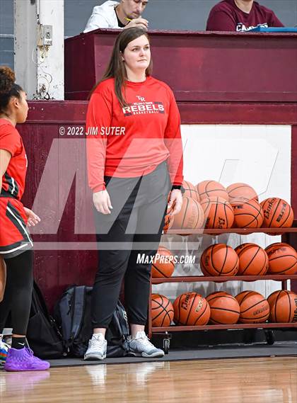 Thumbnail 1 in Lutheran vs Travis (Cameron Chamber Christmas Classic) photogallery.