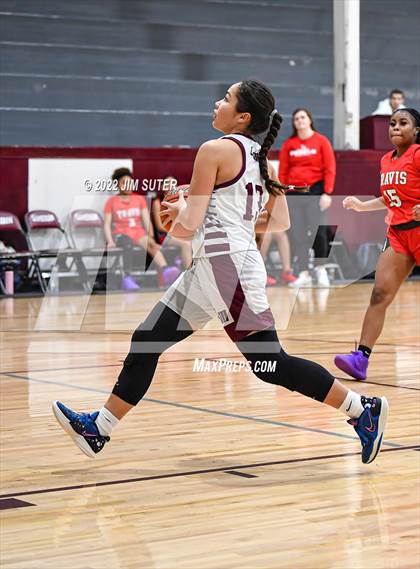Thumbnail 3 in Lutheran vs Travis (Cameron Chamber Christmas Classic) photogallery.