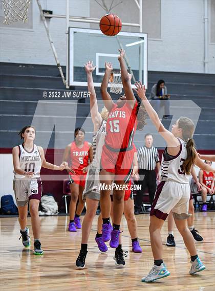 Thumbnail 1 in Lutheran vs Travis (Cameron Chamber Christmas Classic) photogallery.