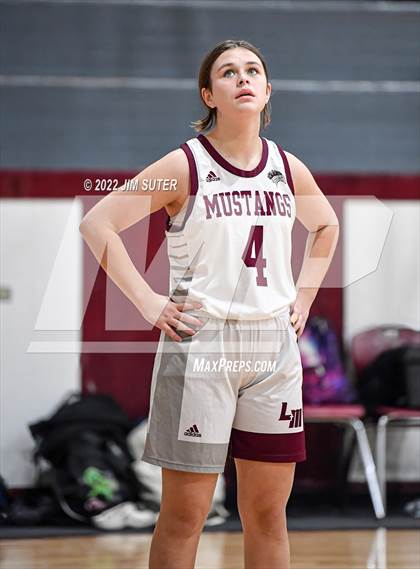 Thumbnail 2 in Lutheran vs Travis (Cameron Chamber Christmas Classic) photogallery.